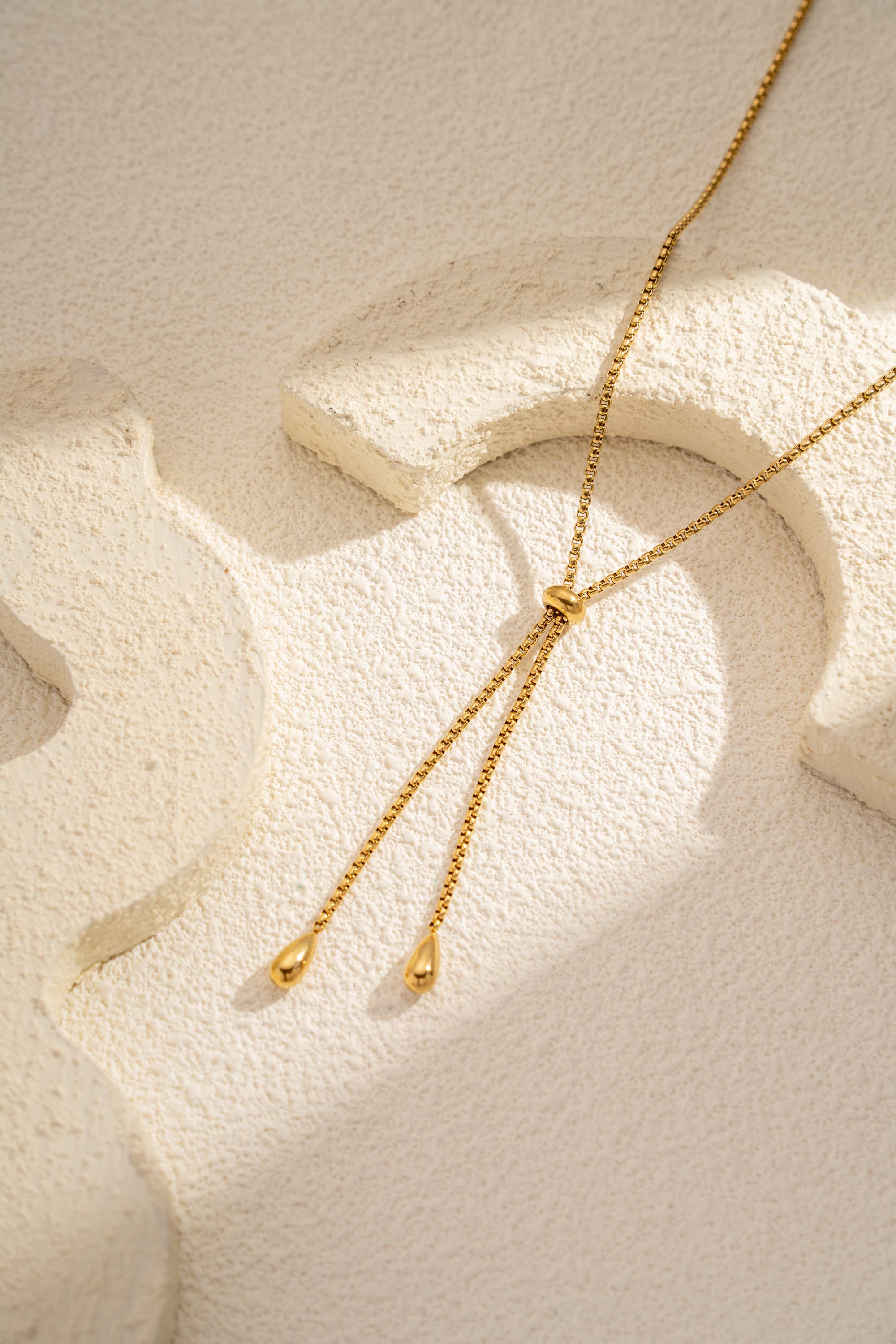 Aveline Drop Chain Necklace