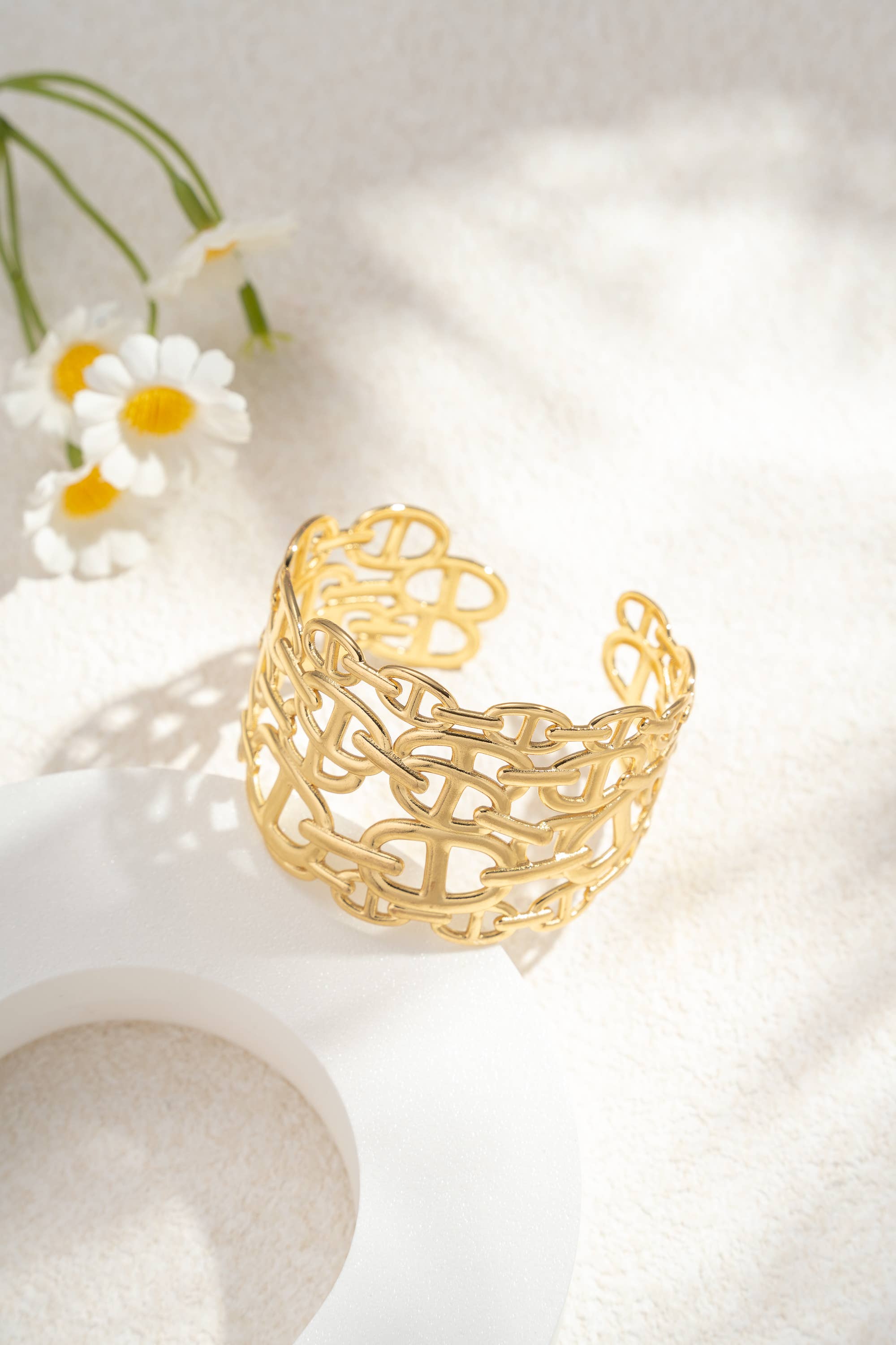Zerina Chain Cuff
