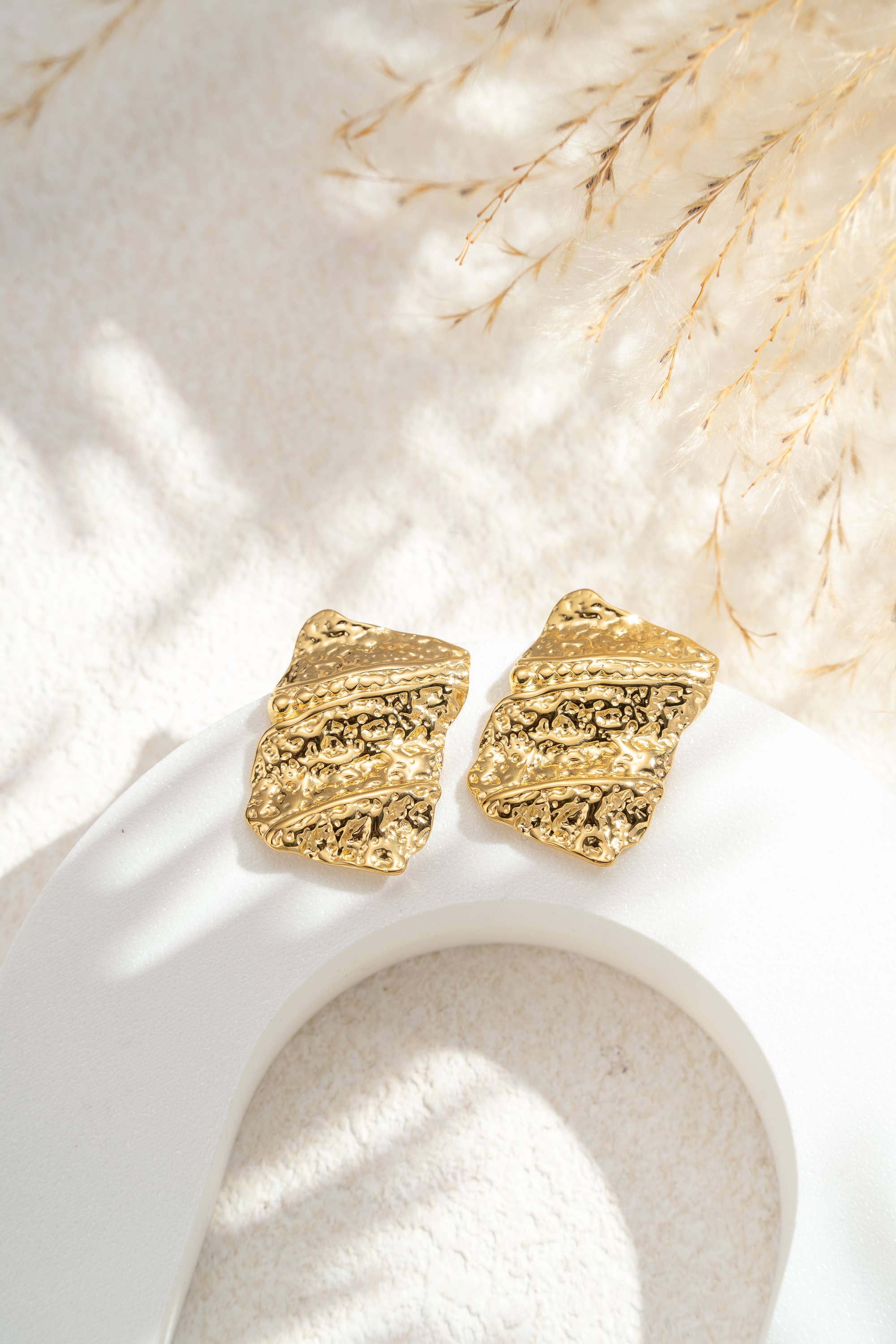 Sorelle Gold Earrings