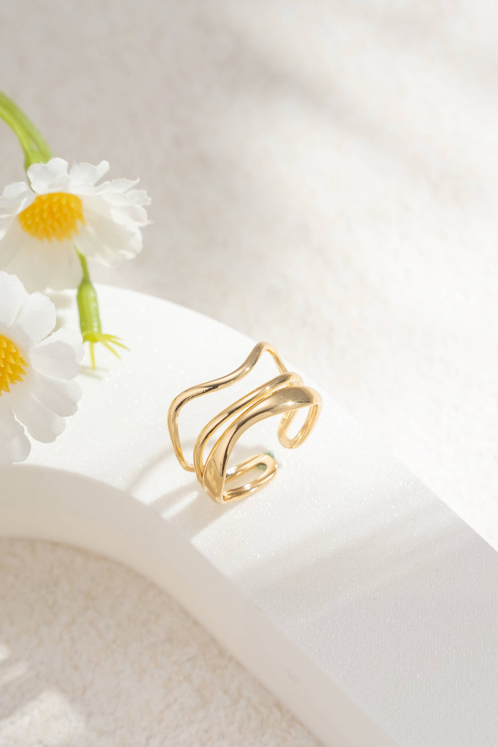 Alvara Wave Ring