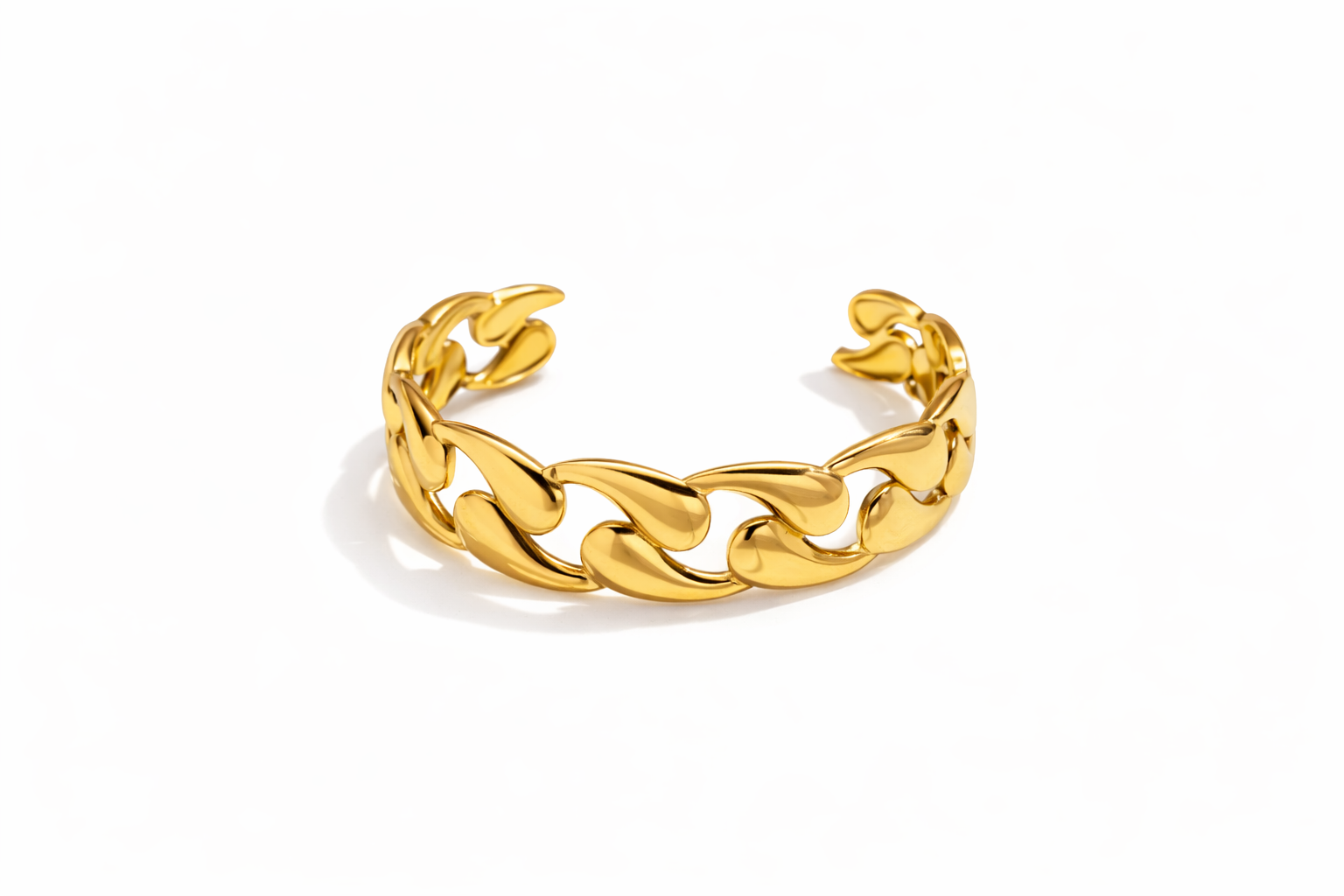 Veloura Chain Cuff